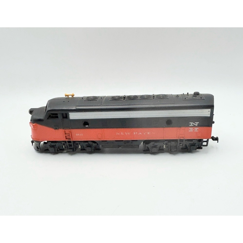 Tyco Mantua HO Scale New Haven # 0418 Diesel locomotive Untested Parts Replace